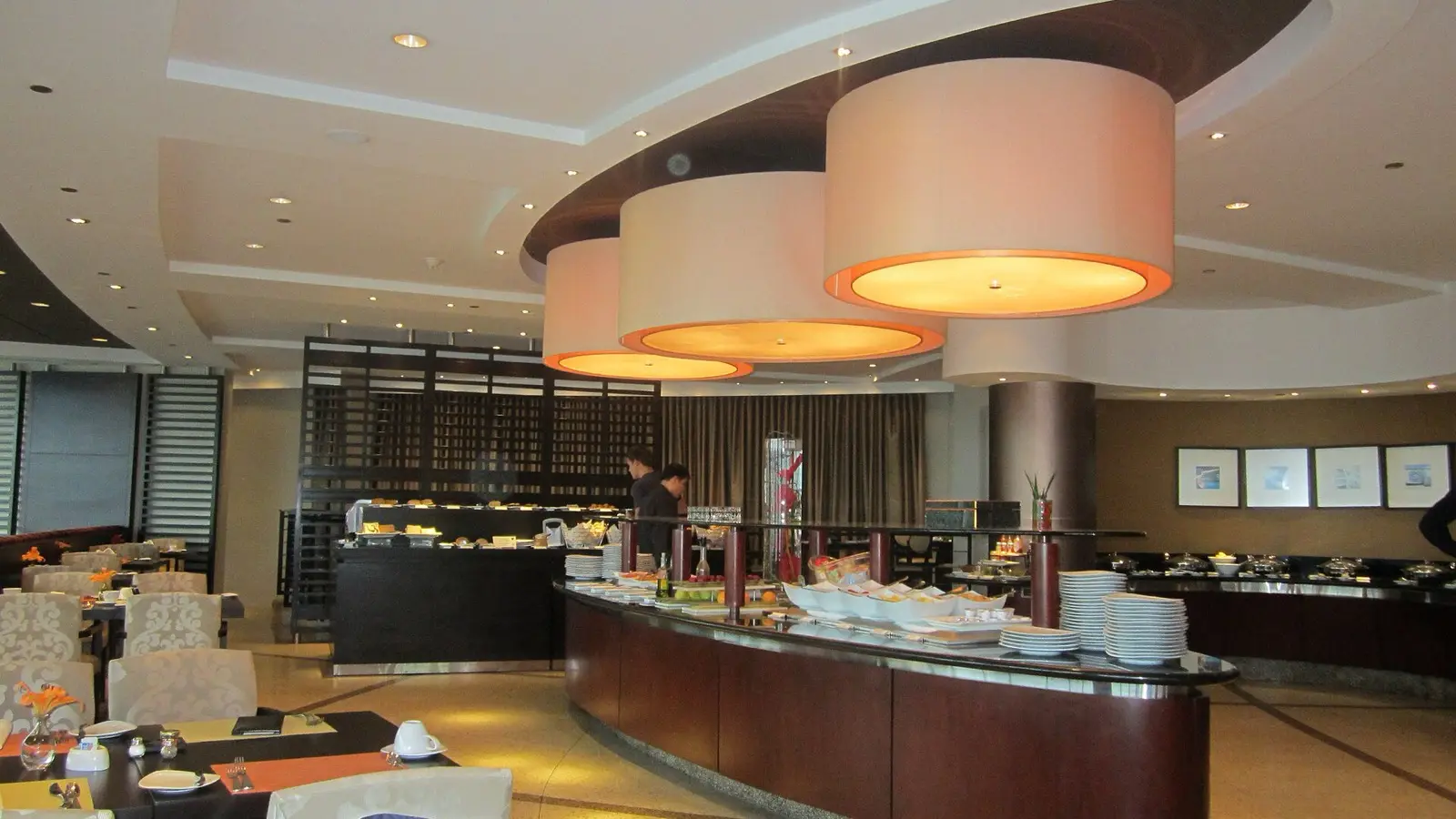 On-site breakfast buffet and lounge inclusion rate audit