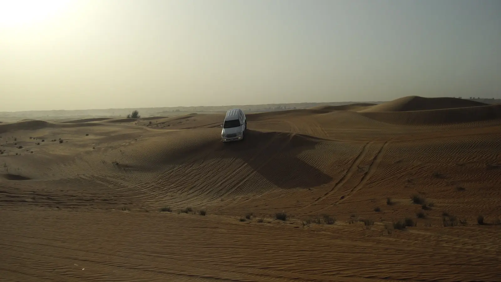 Dubai Skylines & Crimson Dunes: 72-Hour Luxury Guide from Burj Khalifa to Old Dubai Creek