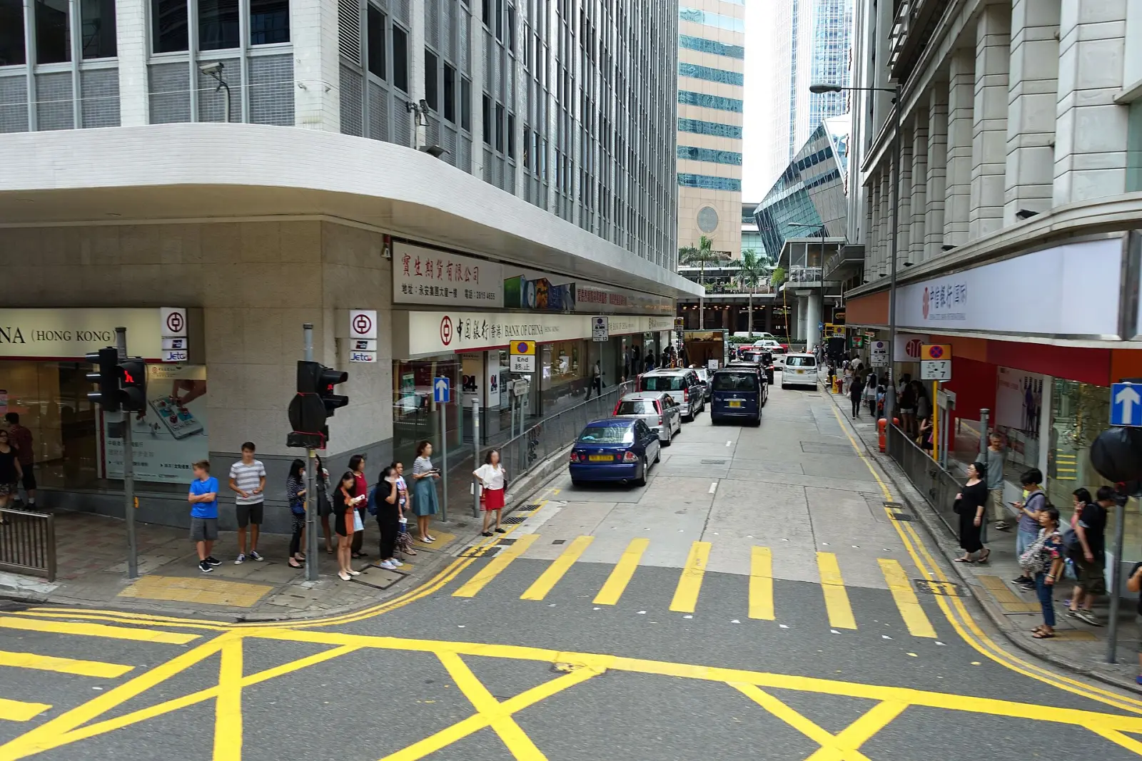 Hong Kong 72-Hour Skyline Playbook: Star Ferry and Sheung Wan Boutiques