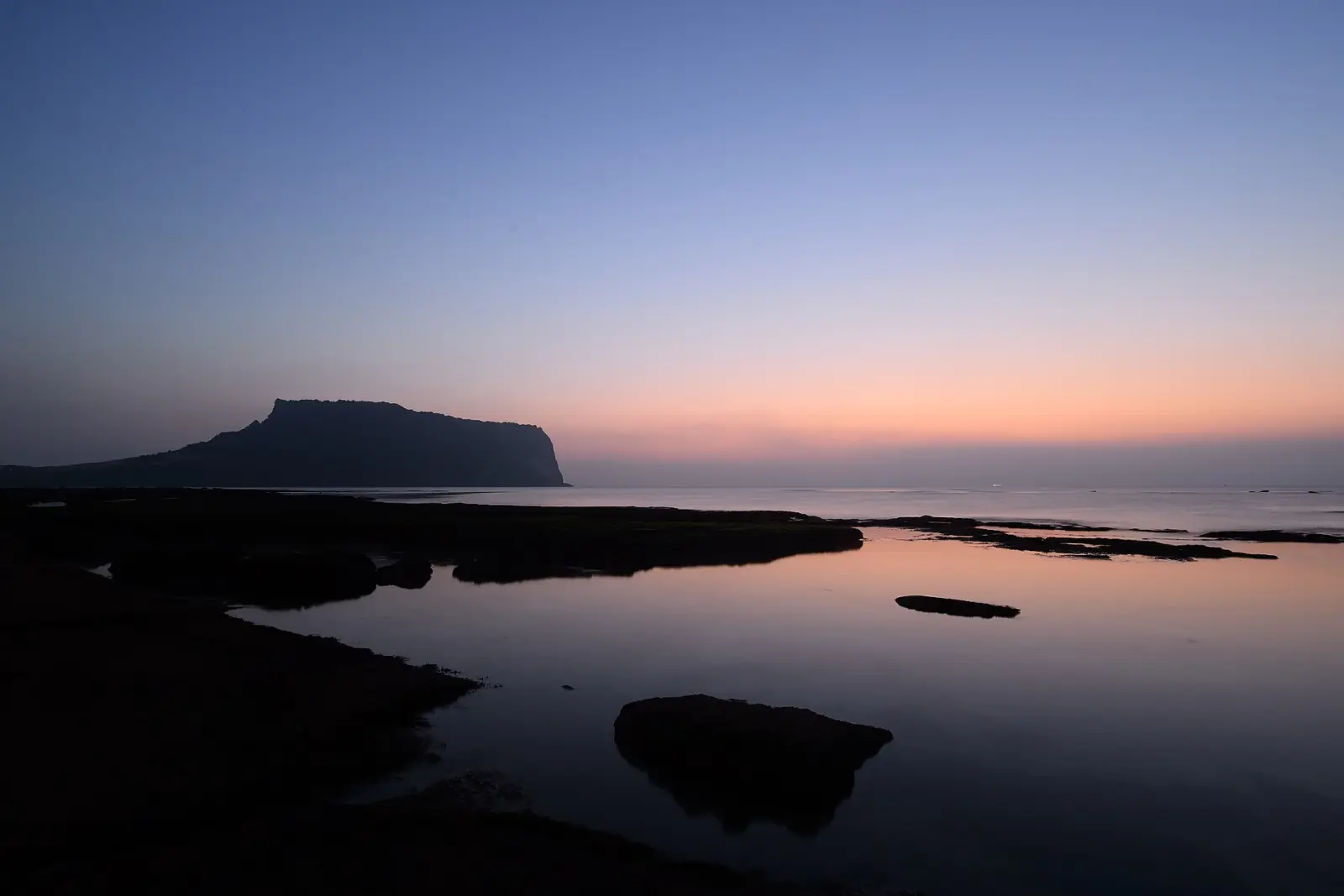 Jeju Coastal Drive: Seogwipo Oceanfront Pool Villas and Gotjawal Forests