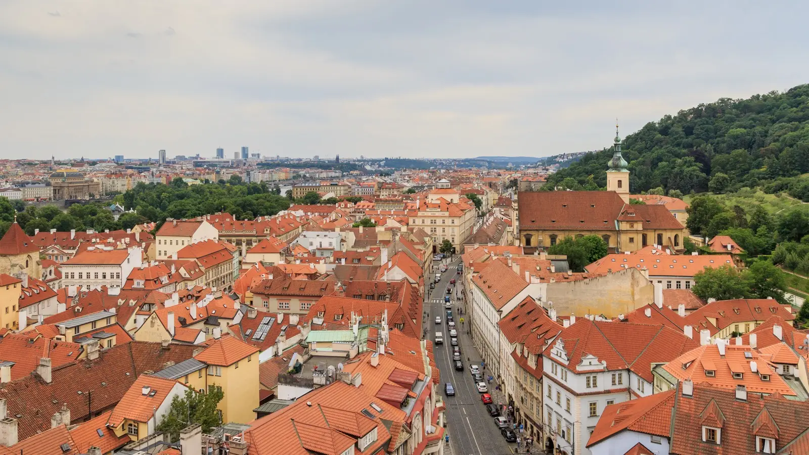 Prague 72-Hour Fairy Tale: Charles Bridge Sunrise and Bohemian Castle Heights