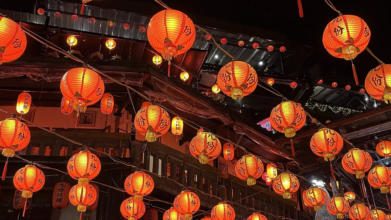 Taipei Day 3: Fu Hang Soy Milk, Taipei 101 Heights, Yongkang Street Shopping, and Airport MRT Departure