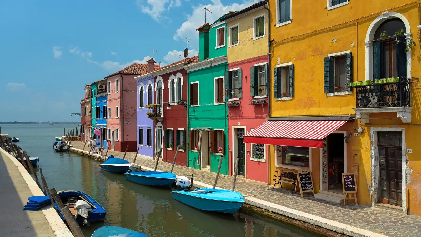Venice 72-Hour Water City Guide: St Mark's Piazza, Vaporetto Boats & Island Stays